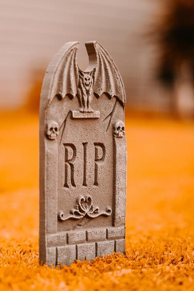 DEATH, grave marker